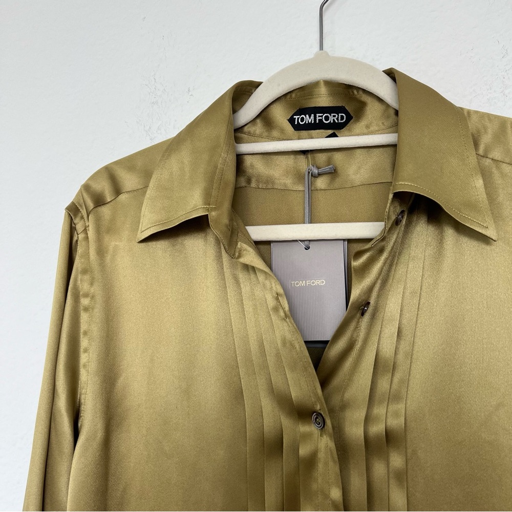 Tom Ford Fluid Fit Pleated Silk Charmeuse Button-Up Shirt in Fg710 Pale Sage NWT - Picture 6 of 13
